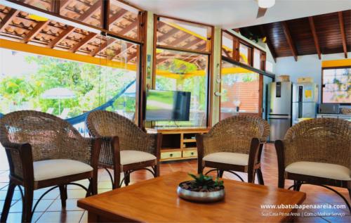 Sala de estar e jantar integradas