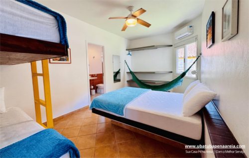 Suíte 3 com cama de casal, beliche e rede